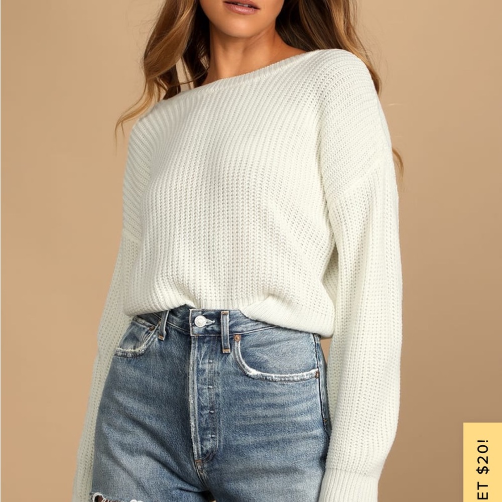 SOLD Lulu’s white sweater NWT